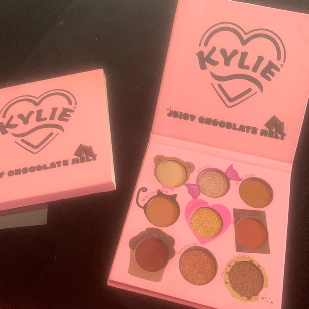 KYLIE COSMETICS